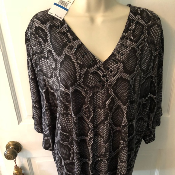 Michael Kors Tops - Michael Kors top NWT 💝💝💝